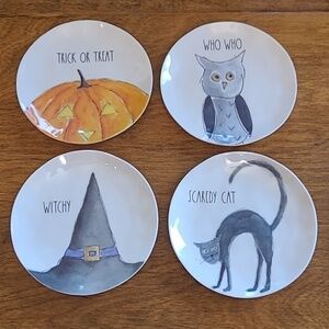 RAE DUNN Set of 4 Melamine Halloween Dessert Plates